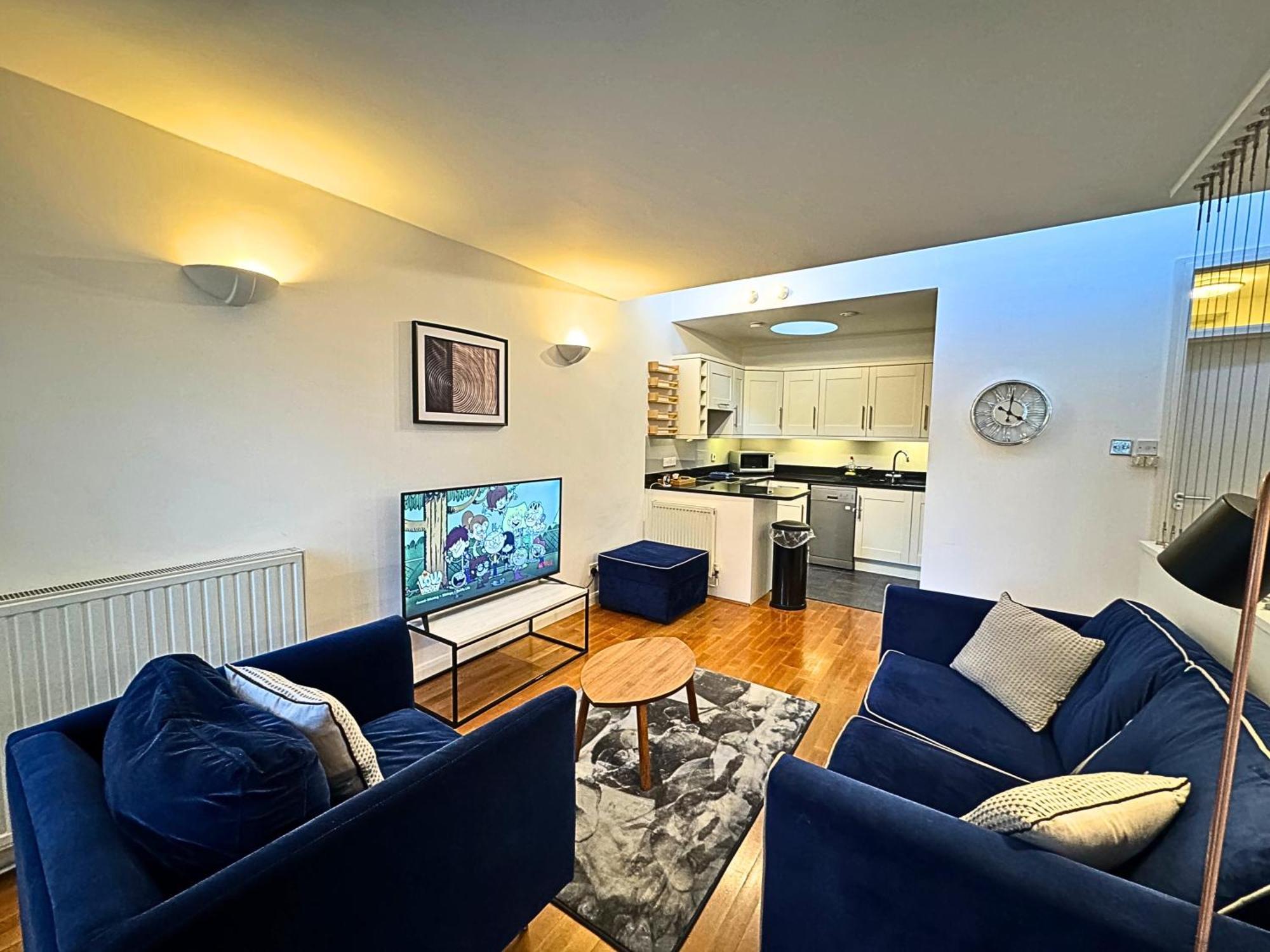 The Heart Of Kensington Mews - 3 Bedrooms House-Private Entrance-Hyde Park Walk Away-Green Park 9 Minutes Underground- The Best Of London With Glamour Of Kensington Exterior foto